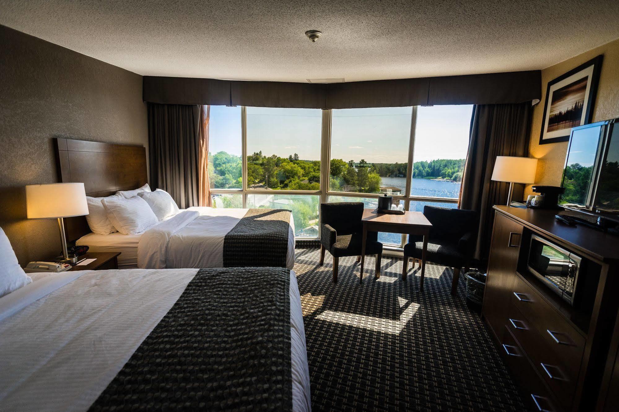 Clarion Lakeside Inn & Conference Centre Kenora Eksteriør billede